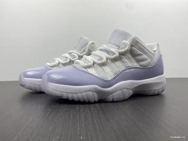 Kickmax Low AH7860-101 Pure Violet Air WMNS Jordan 11 0323